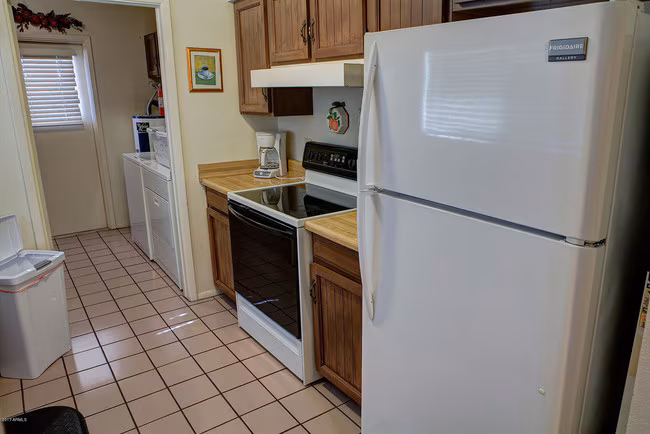 13803 N 30th Dr Phoenix, AZ 85053 photo 3