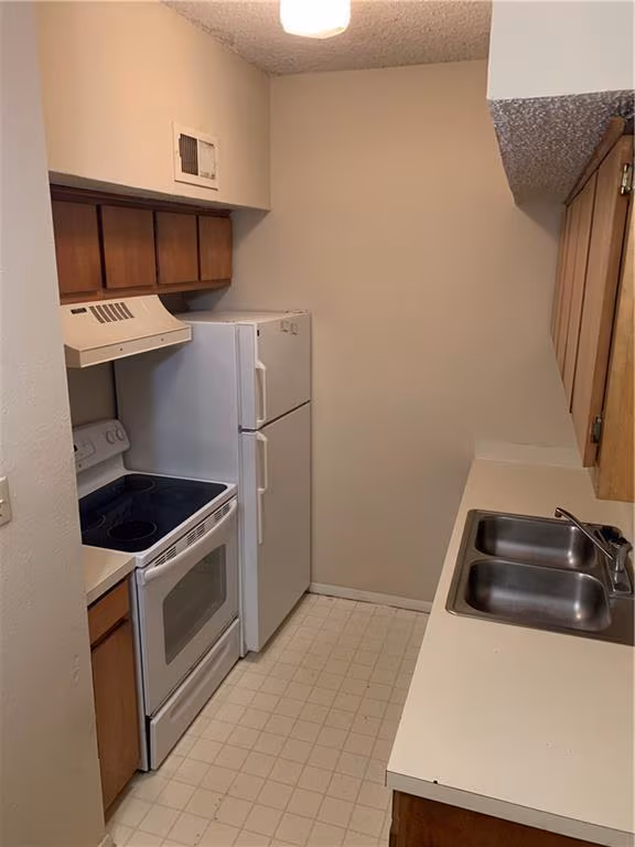 3316 Guadalupe St Austin, TX 78705 photo 3