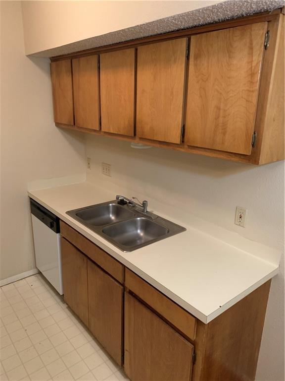 3316 Guadalupe St Austin, TX 78705 photo 4