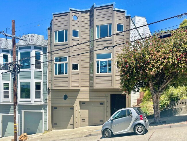 439 Arkansas Street, San Francisco, CA 94107 photo 3
