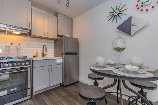 Studio 710 Apartments photo 4