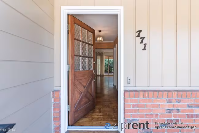 771 Cuesta Avenue, San Mateo, CA 94403 photo 3
