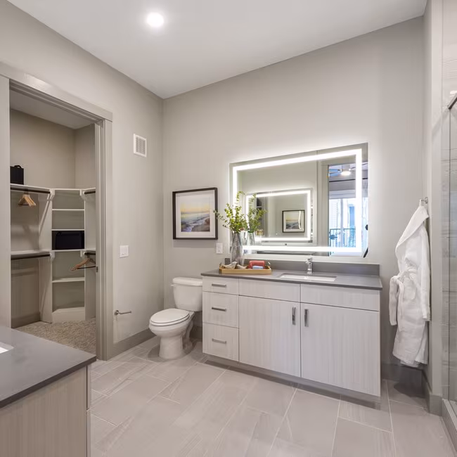 698 W 24th St Houston, TX 77008 photo 5