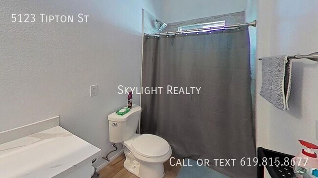5123 Tipton St San Diego, CA 92115 photo 4
