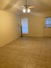 201 Brook Circle, Krum, TX 76249 photo 5