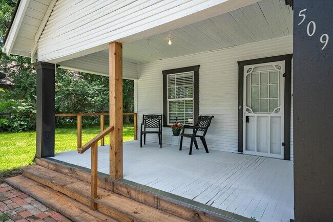 509 Highland Ave Wills Point, TX 75169 photo 2