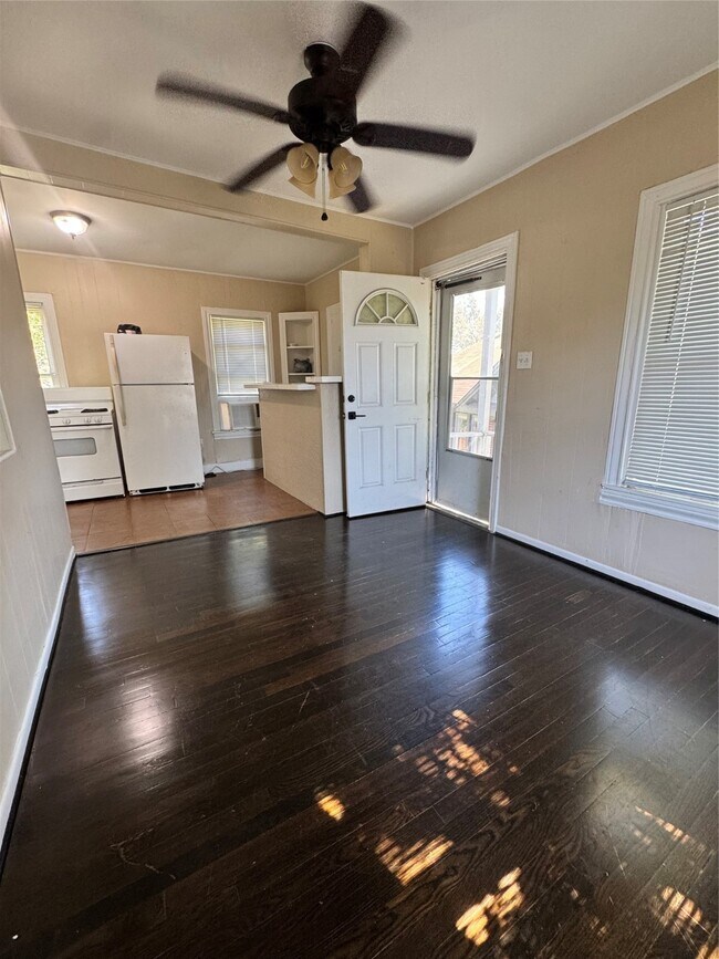 4607 Canal Street, Houston, TX 77011 photo 3
