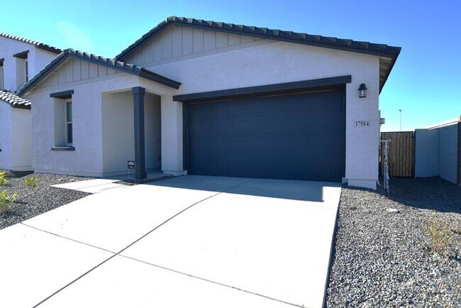 37584 N Singletree Drive photo 3