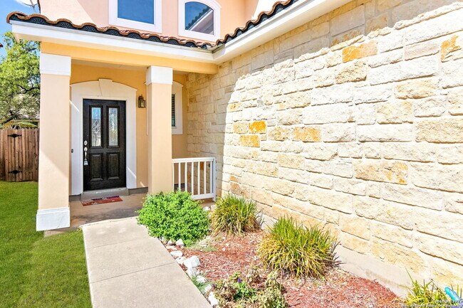 1311 Crown Brook San Antonio, TX 78260 photo 3