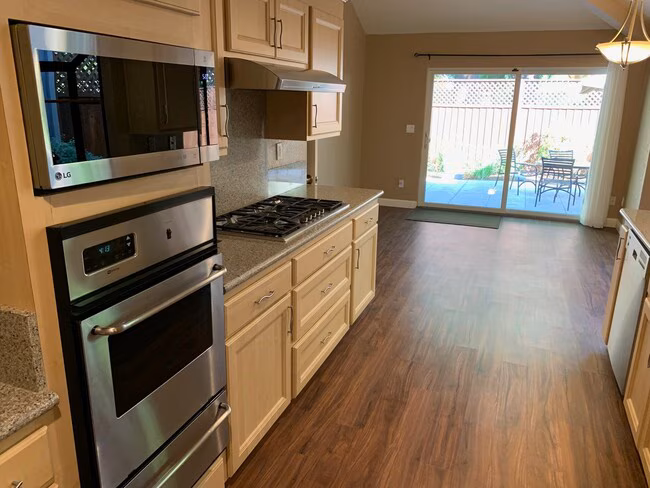12642 Biarritz Lane, Saratoga, CA 95070 photo 2