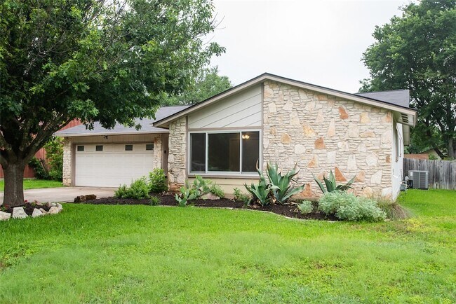 4202 Kilgore Ln Austin, TX 78727 photo 2