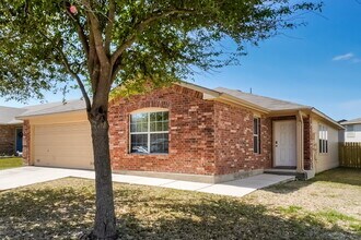 3654 Archer Blvd New Braunfels, TX 78132 photo 3