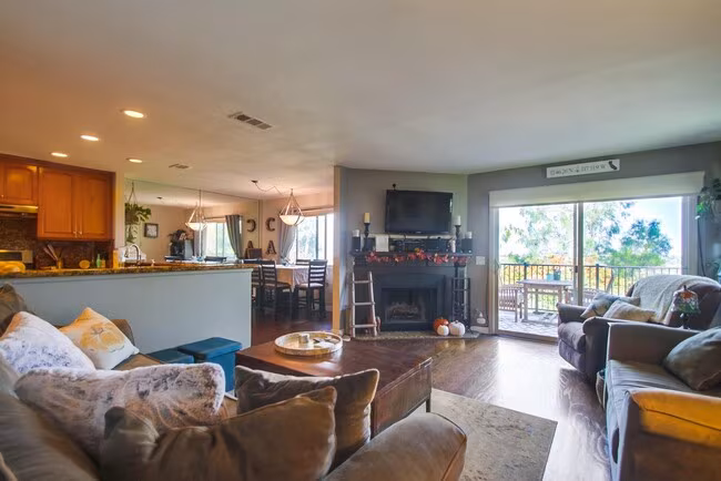 3064 Avenida Christina Carlsbad, CA 92009 photo 4
