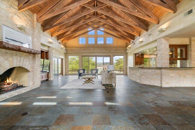 24736 Travis Lakeside Cove, Spicewood, TX 78669 photo 3