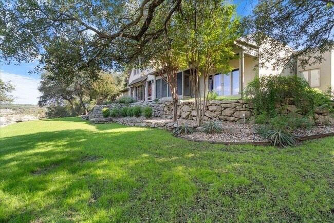 24736 Travis Lakeside Cove, Spicewood, TX 78669 photo 4