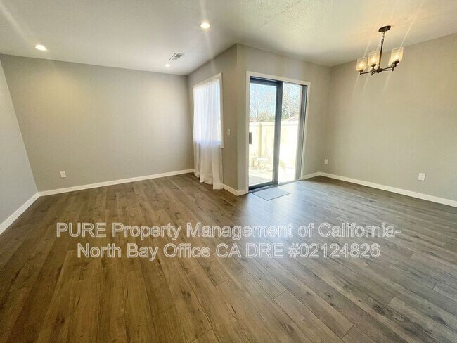 210 Park Pl Dr Petaluma, CA 94954 photo 5
