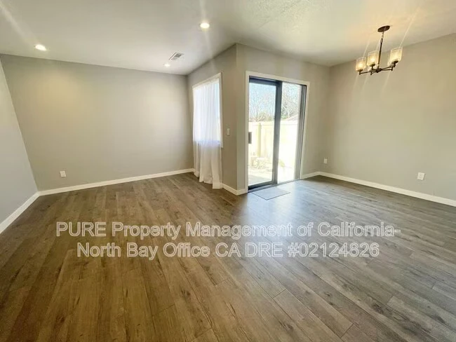 210 Park Pl Dr Petaluma, CA 94954 photo 5