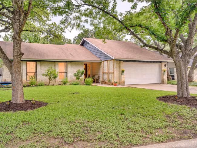 4908 Dry Oak Trail Austin, TX 78749 photo 4