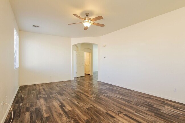13240 West Stella Lane, Litchfield Park, AZ 85340 photo 5
