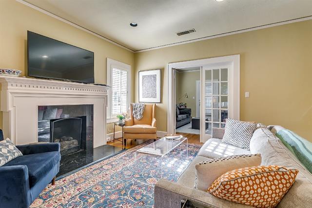 2606 Cockrell Avenue, Fort Worth, TX 76109 photo 4