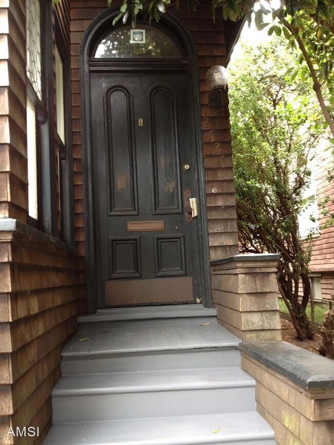 2727 Hillegass Avenue, Berkeley, CA 94705 photo 2