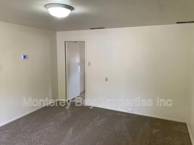 109 Solano Avenue photo 4