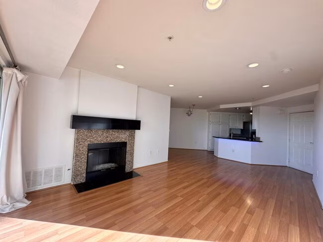 11385 Affinity Ct San Diego, CA 92131 photo 3