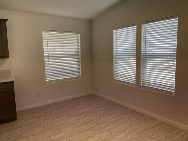 18027 N 17th Pl Phoenix, AZ 85022 photo 3