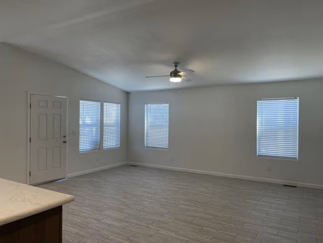 18027 N 17th Pl Phoenix, AZ 85022 photo 4
