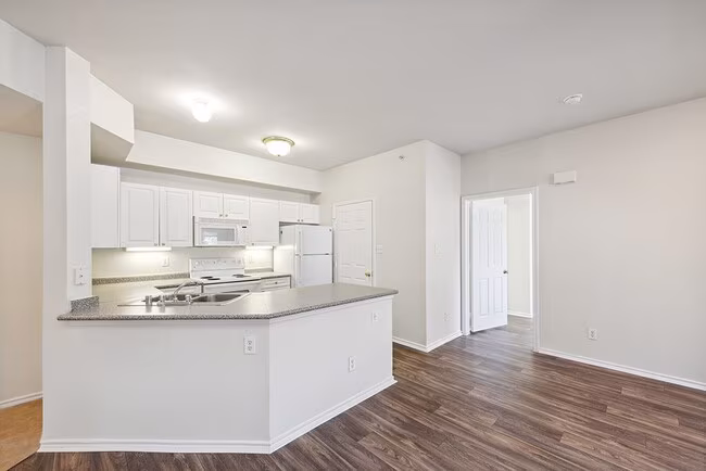 Tivoli Apartments photo 2