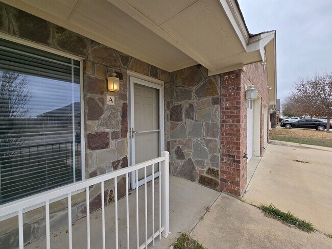 5011 Heather Ln Killeen, TX 76549 photo 2