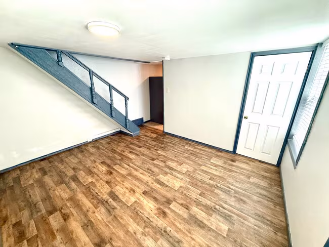 222 Army Blvd San Antonio, TX 78215 photo 3