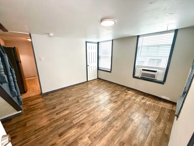 222 Army Blvd San Antonio, TX 78215 photo 2