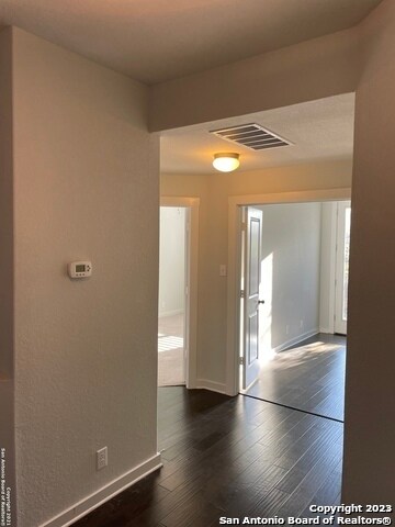 7914 Roanoke Run San Antonio, TX 78240 photo 3