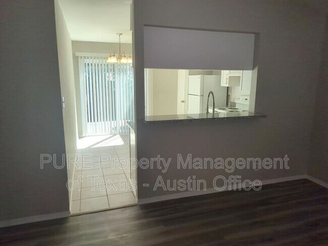 6604 Scrub Oak Ln Austin, TX 78759 photo 5