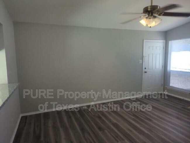 6604 Scrub Oak Ln Austin, TX 78759 photo 3