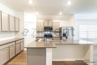 2301 Four Waters Lp, Andice, TX 78628 photo 4