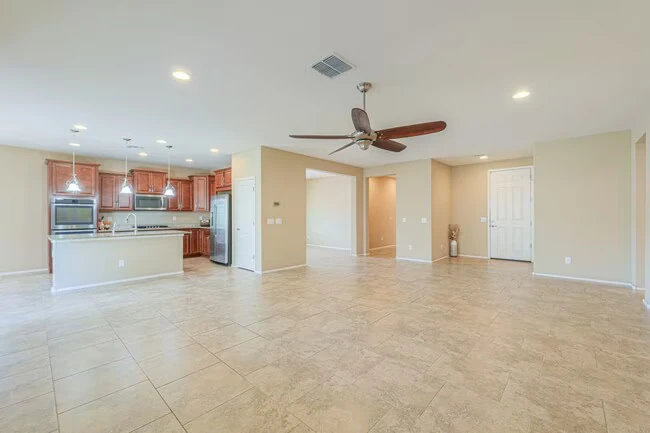 19732 N Flamingo Rd Maricopa, AZ 85138 photo 4