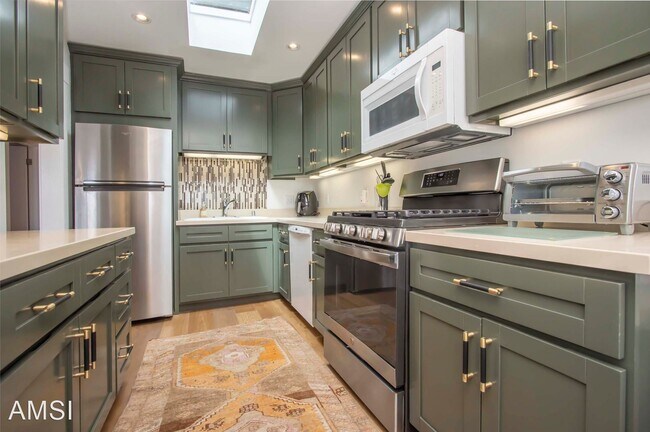 120 West Street, Sausalito, CA 94965 photo 2