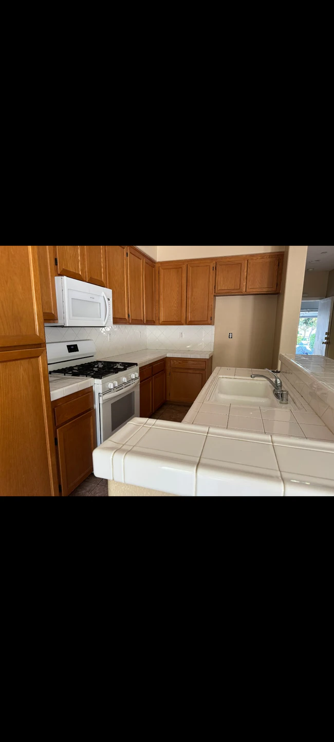 857 Ballow Wy San Marcos, CA 92078 photo 5