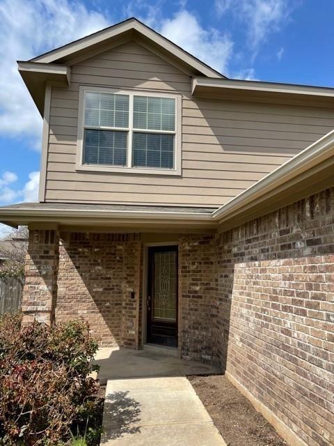 204 Golden Eagle Leander, TX 78641 photo 2