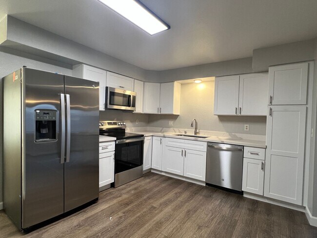 1410 Donohue Drive, San Jose, CA 95131 photo 3