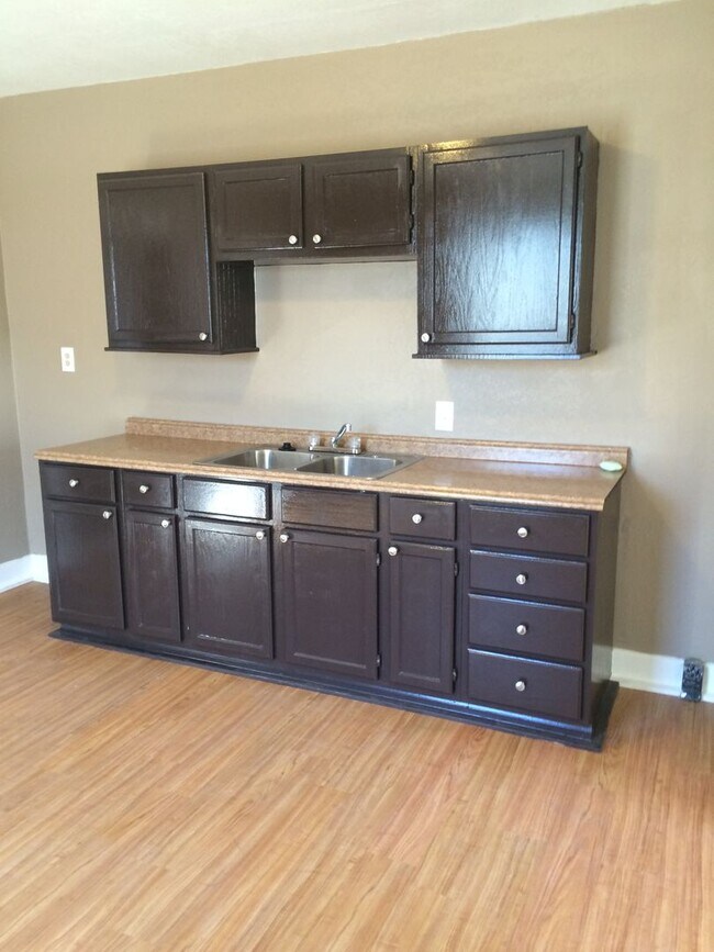 203 Gorman San Antonio, TX 78202 photo 4