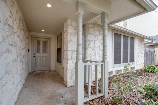 2313 Oxford Blvd Round Rock, TX 78664 photo 3