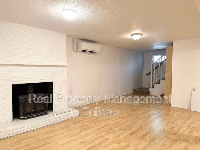 295 NW Cherry Pl Issaquah, WA 98027 photo 3