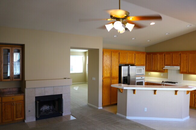 2811 Abbeydale Court, Brentwood, CA 94513 photo 5
