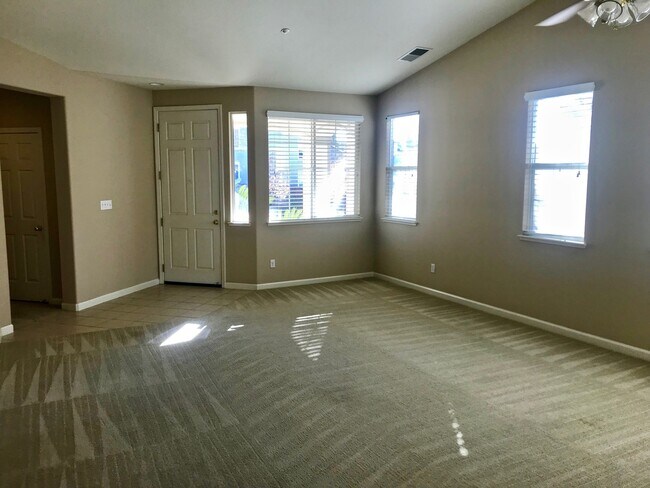 2811 Abbeydale Court, Brentwood, CA 94513 photo 3