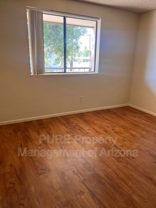 231 E 2nd Ave Mesa, AZ 85210 photo 5
