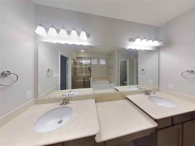 5024 Kestrel Dr Mesquite, TX 75181 photo 2