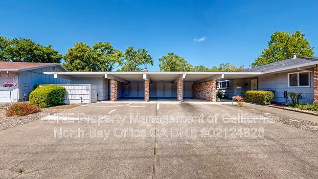205 White Oak Dr Santa Rosa, CA 95409 photo 3